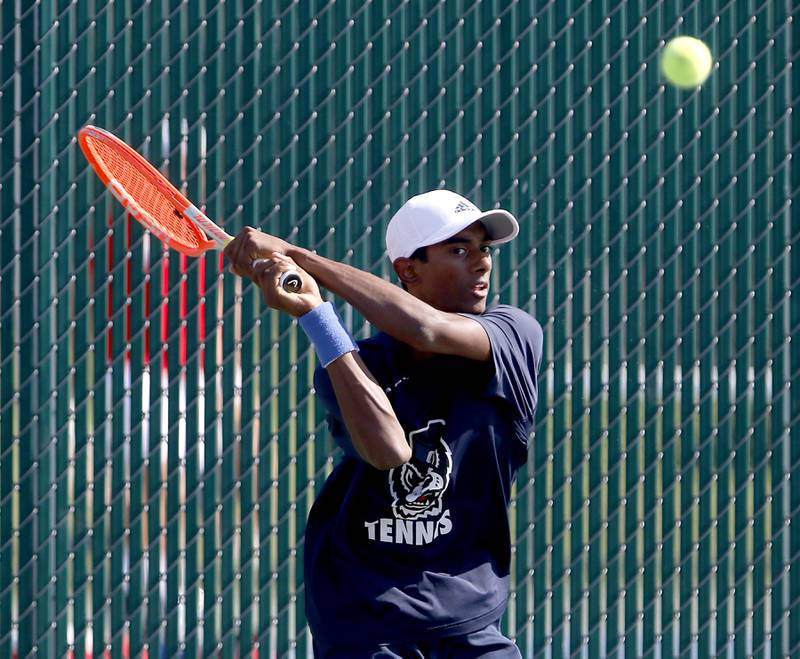 Oswego East’s Pranav Kannan returns the serve as he competes in the Class 2A Boys State Tennis Tournament on Thursday, May 23, 2024, at Hersey High School in Arlington Heights.