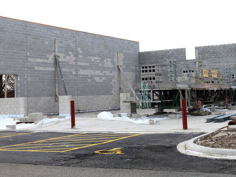 Construction begins on Ottawa Chipotle