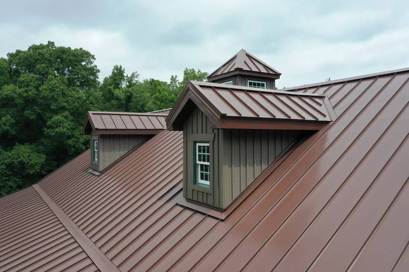 Northern Illinois Seamless Roofing - Roofing Accessories: Customize Your Roof’s Flashing and Edging for Maximum Durability