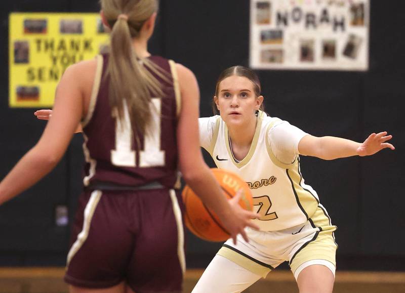 Sycamore's Quinn Carrier plays defense against Morris' Alyssa Jepson during their game Tuesday, Jan. 13, 2026, at Sycamore High School.
