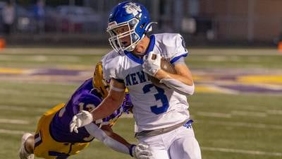 Photos: Newman vs. Mendota in Week 2 football