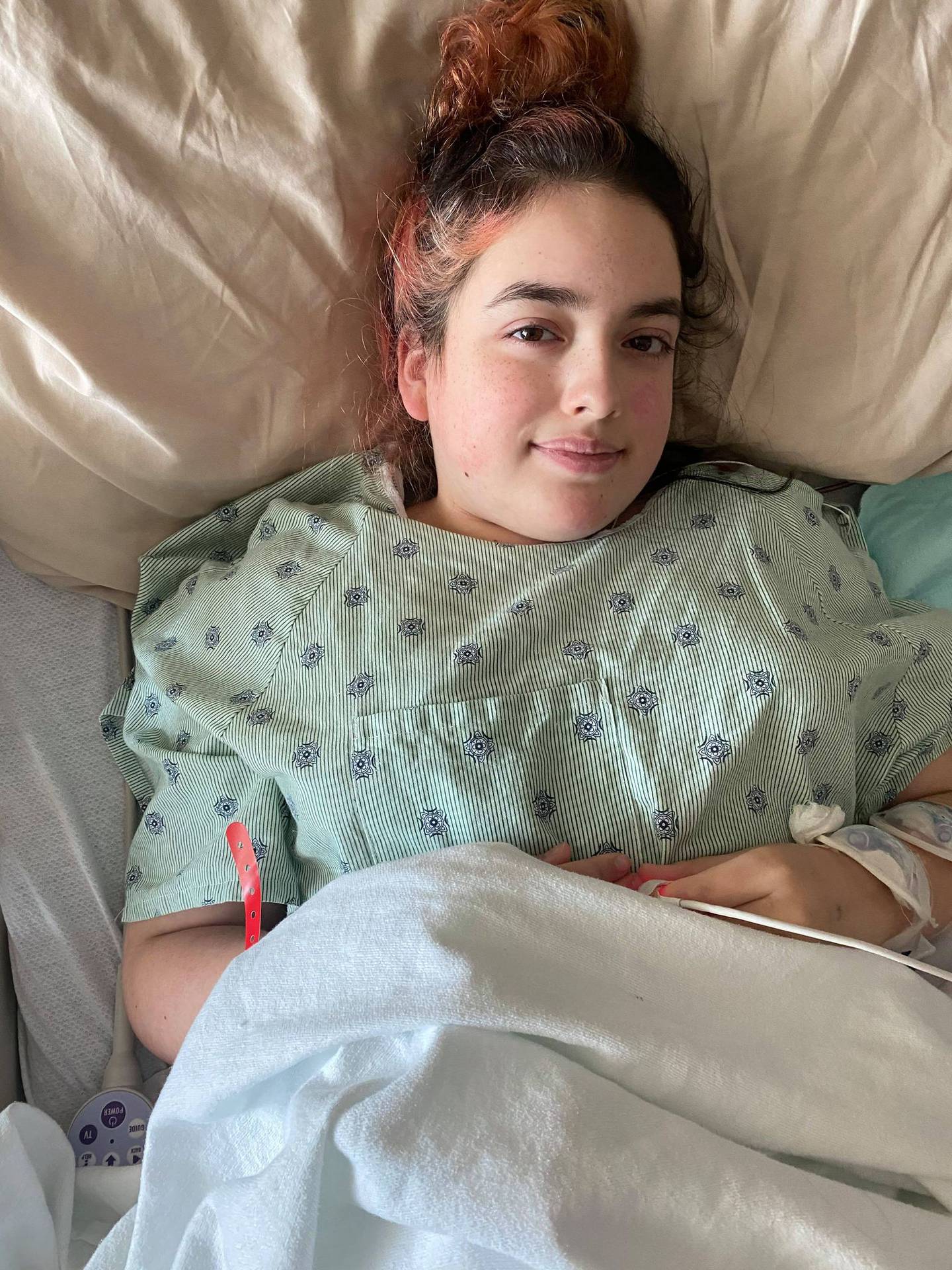 Lizzie Reyes, 15, of Joliet, has gone through a challenging year. Nine months ago, Lizzie was diagnosed with nephronophthisis (NPHP), a cystic kidney disease that put her in end-stage kidney failure. Lizzie had a kidney transplant on May 20.