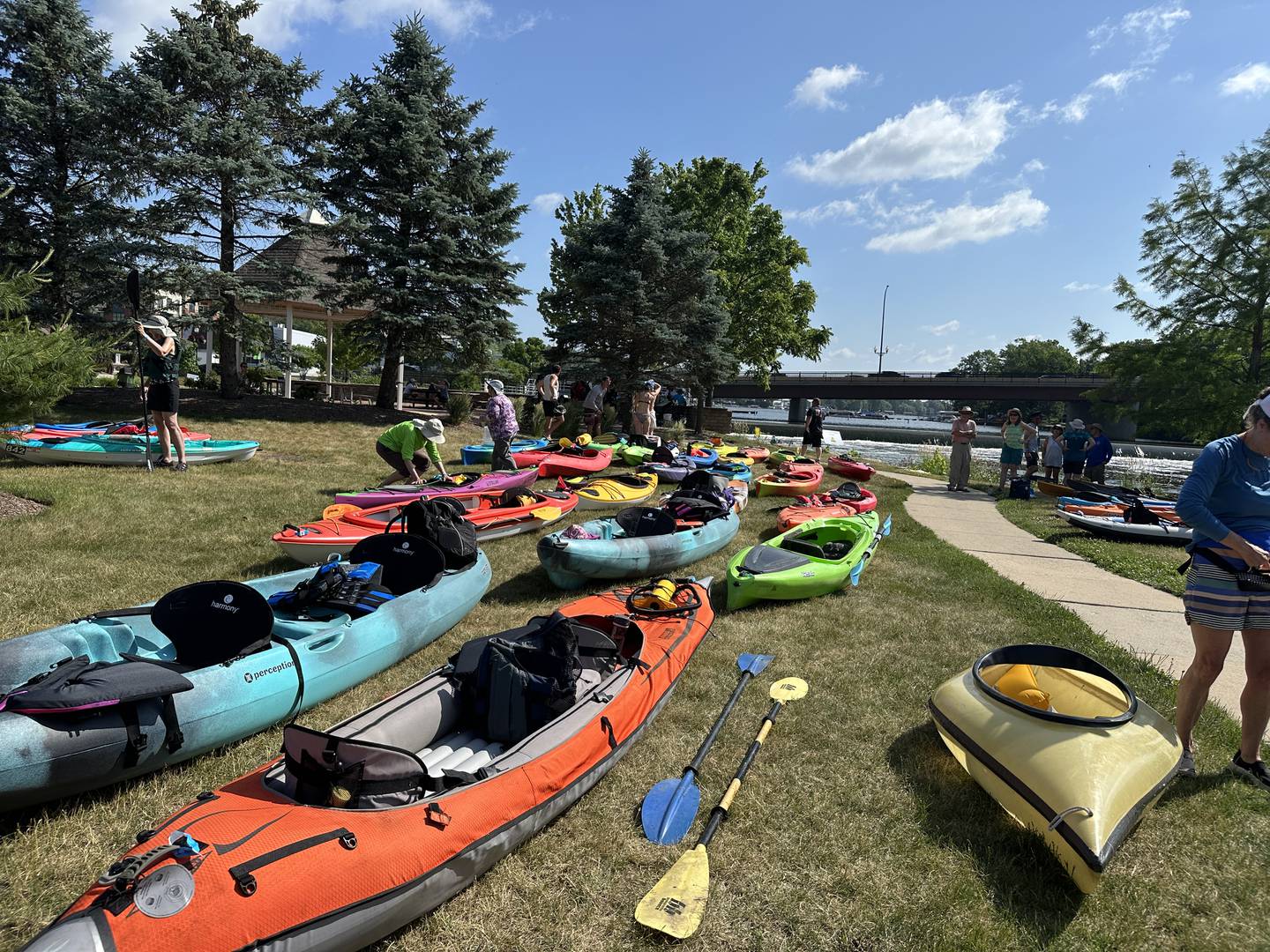 El Cardunal, a 5.9 mile kayak and canoe paddle event on Sunday, June 22, 2025, saw 96 kayakers and canoeists launch at Cornish Park in Algonquin and finished at Bartels Park in East Dundee.