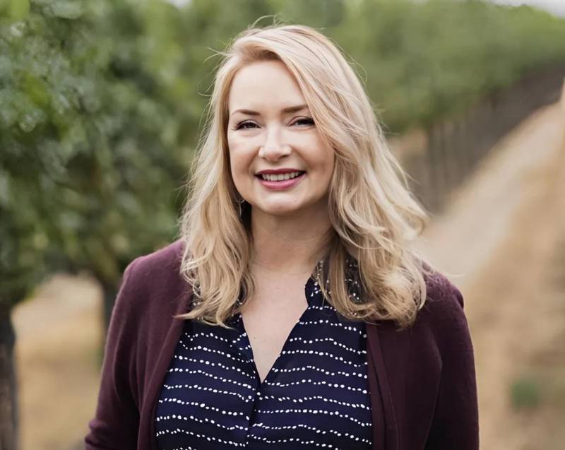 Cynthia Lohr in Uncorked column