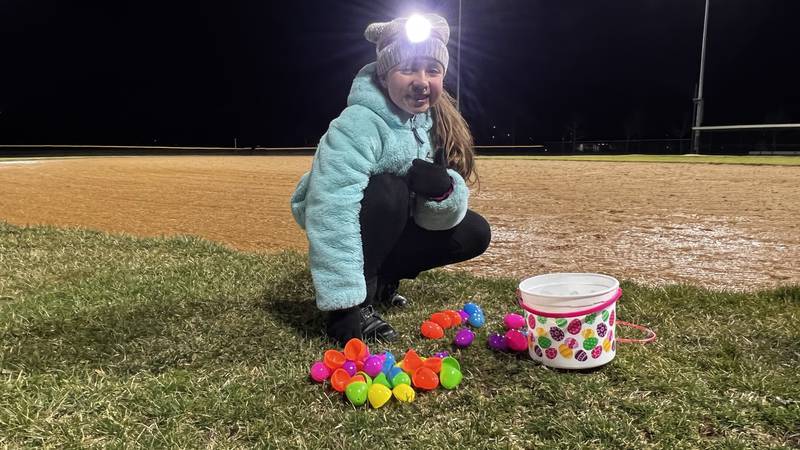 5 Things to Do: Flashlight egg hunt, ‘Alice in Wonderland’ tea party and more this weekend in Kane County