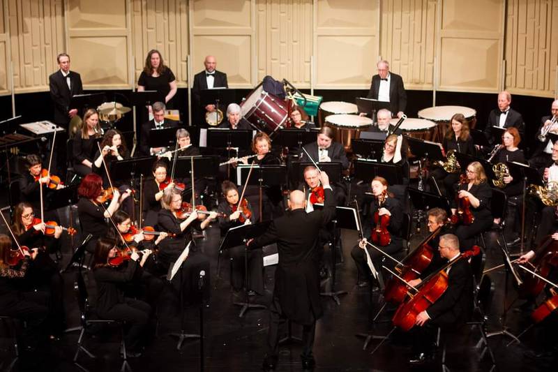 The Illinois Valley Symphony Orchestra continues its Diamond Anniversary celebration with a holiday performance, “The Sparkle of the Season,” at 4 p.m. Saturday, Dec. 14, in the Ottawa High School Auditorium, 211 E. Main St.