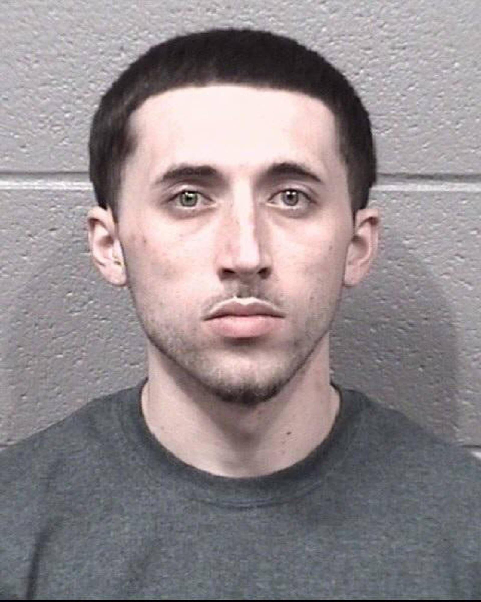 DeKalb man tries to flee police, gets arrested Shaw Local