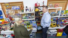 Goodfellows of Lee County provides a merry Christmas to local families 