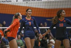 Photos: Oswego vs. Romeoville volleyball