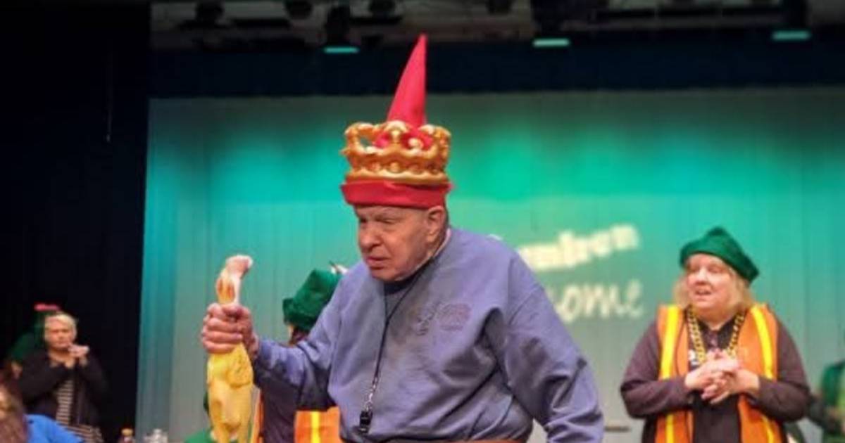 The Drunk’n Gnome Caroling Show brings irreverent holiday cheer to Joliet