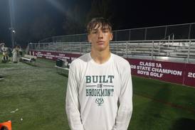 Bishop McNamara stays unbeaten with 29-14 win at Wheaton Academy