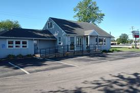 Gaming cafe ordinance gets first reading