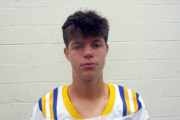 EJ Kuhlman’s late score gives Lyons push past Downers Grove North