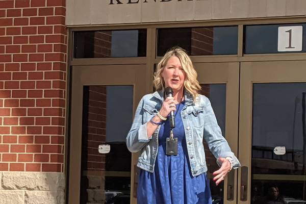 ‘Every child deserves to feel safe,’ judge says as Kendall County celebrates CASA advocates