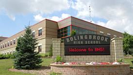 District 365U drops earlier start for high schools as part of teacher contract agreement