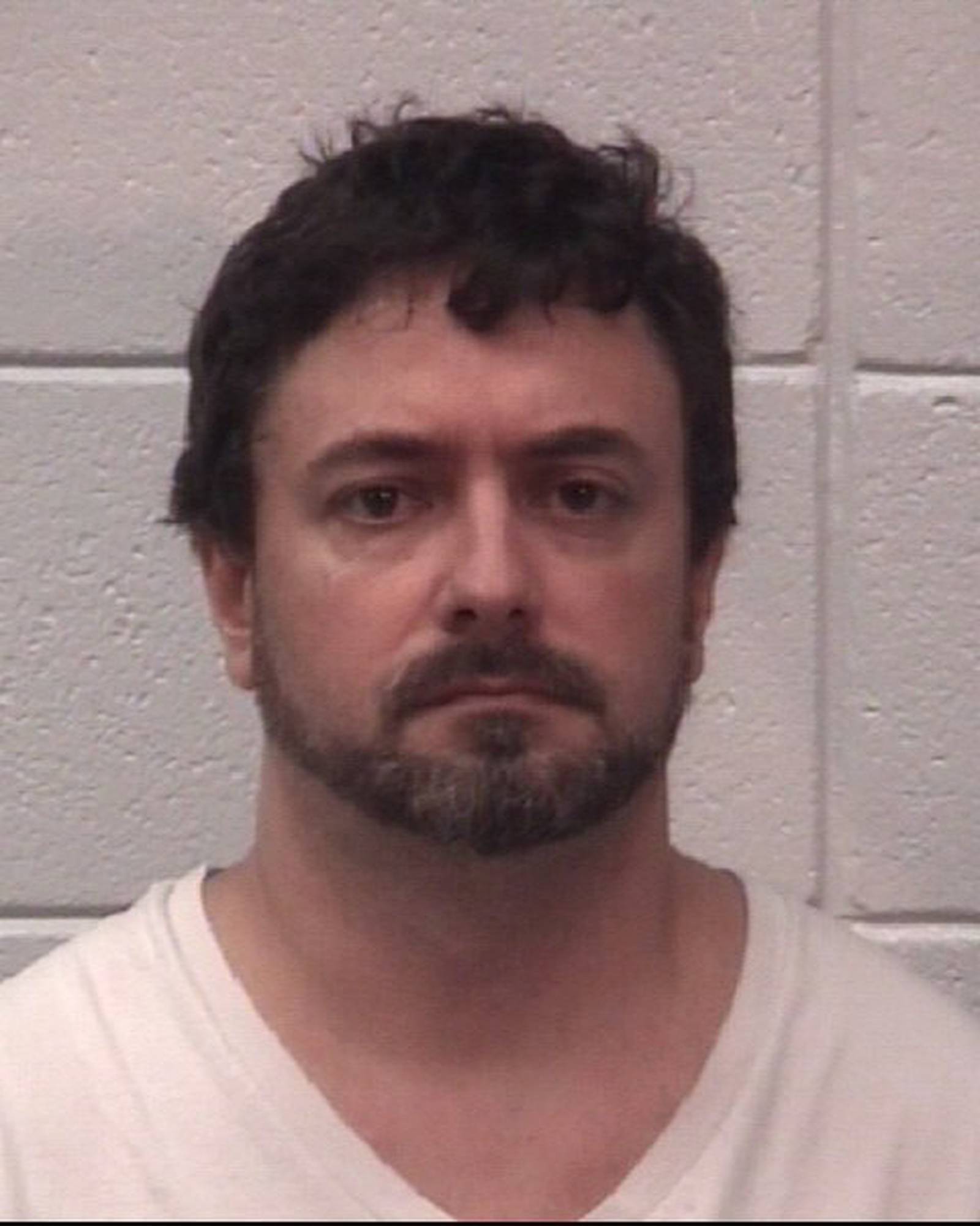 Minooka man charged with child pornography Shaw Local
