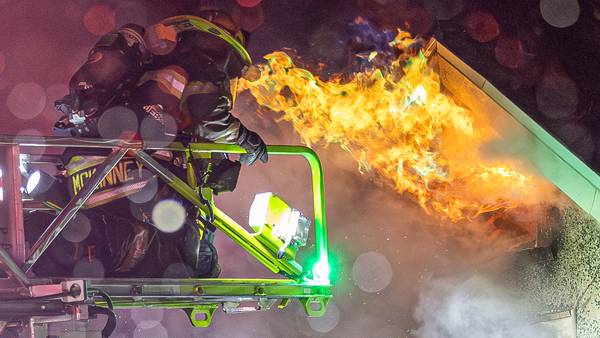 Spring Valley residents safely evacuated from house fire