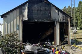 Reading and Streator firefighters quickly extinguish garage fire
