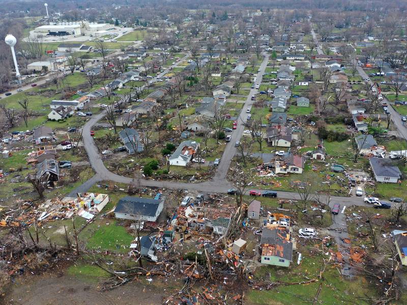 Storm cleanup around Kankakee County: What to know, and what to avoid