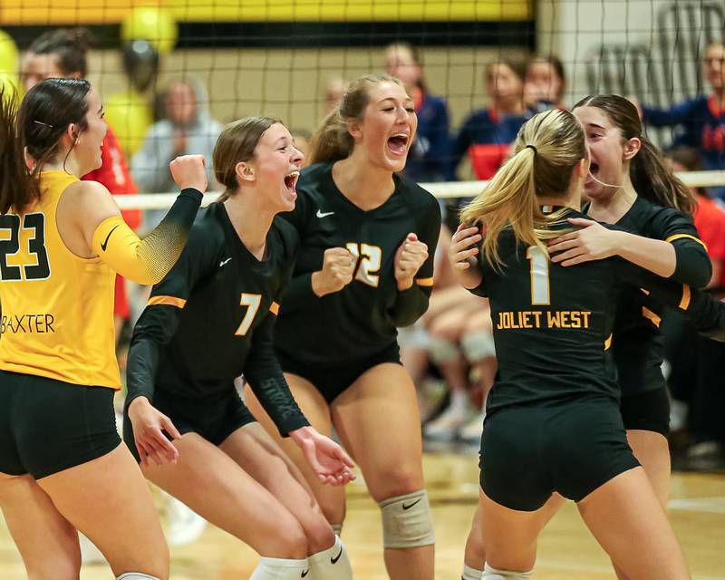 Girls volleyball: Joliet West sweeps Oswego to capture first Southwest