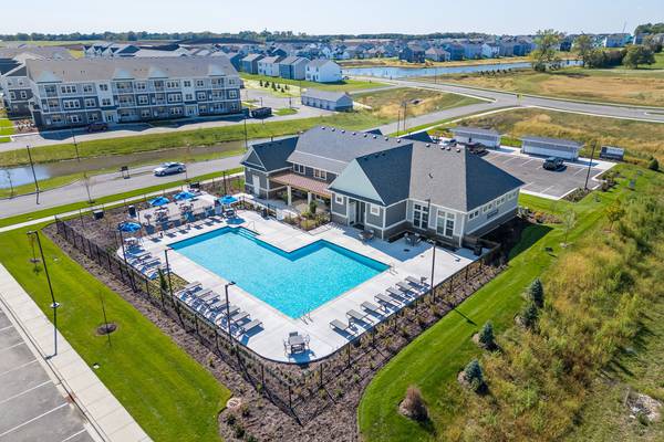 Naperville property management group now running Emblem Oswego