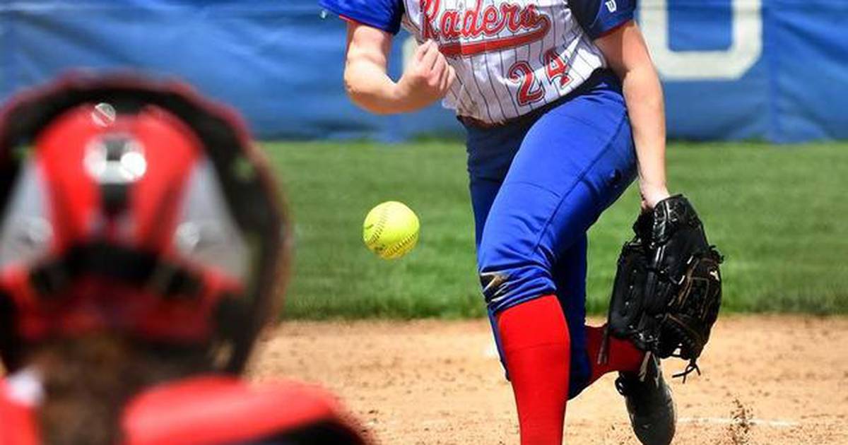 High school softball Glenbard South continues regional title streak