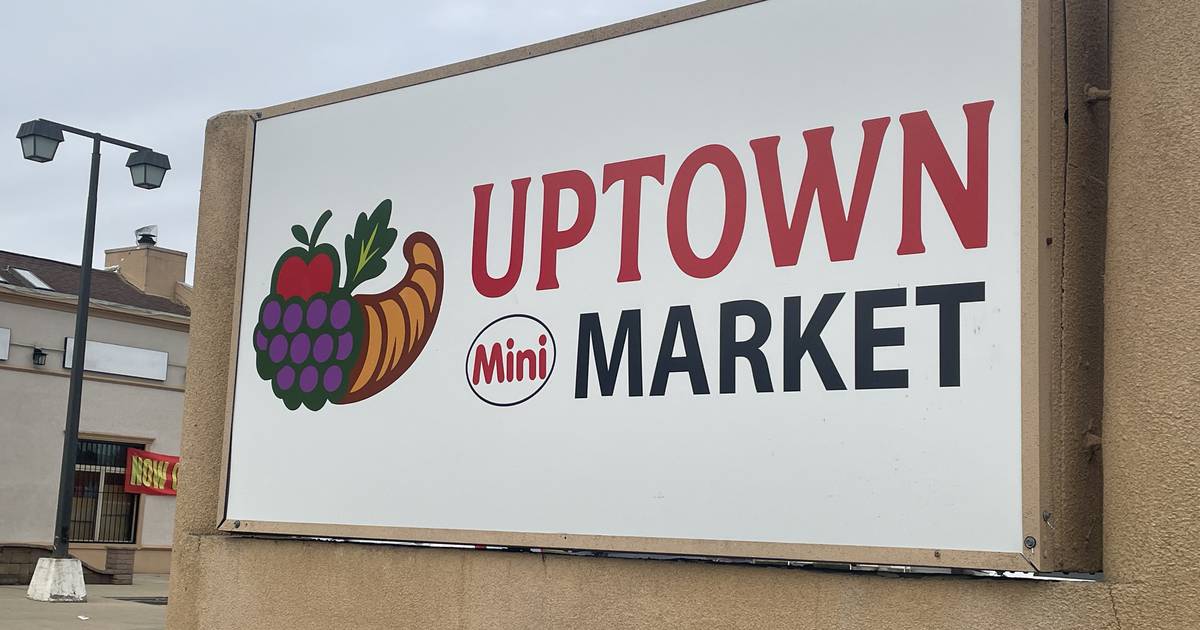 Uptown Mini Market opens on DeKalb’s northwest side