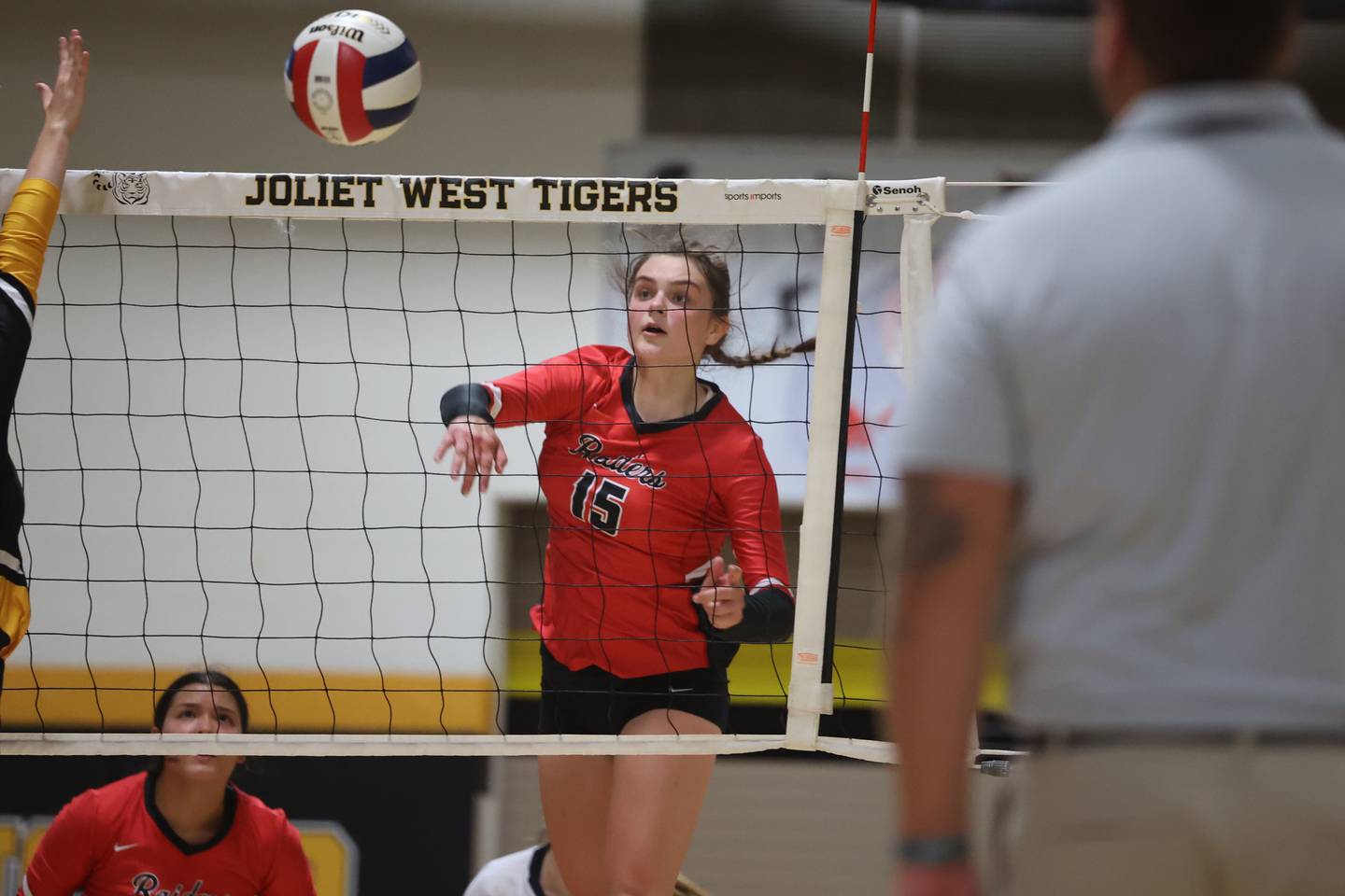 Bolingbrook’s Madison Shroba eyes her shot against Joliet West. Tuesday, Aug. 23, 2022, in Joliet.