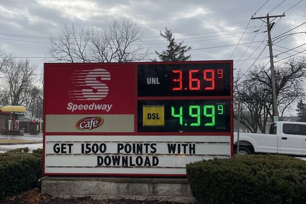 Drivers across northern Illinois seeing gas prices spike after Iran war shakes oil markets