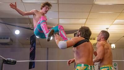 La Salle’s Dreamwave Wrestling delivers drama and athleticism to fans 