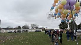 Photos: Families hunt Easter eggs Saturday at Peck Park in Ottawa