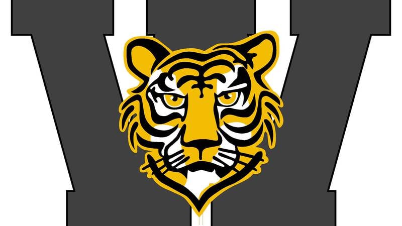 Despite 21 from Deven Triplett, Joliet West falls to Thornwood in VandeMerkt Classic