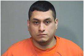 ‘I froze. I couldn’t yell.’ Girl describes alleged sexual assault at McHenry man’s trial