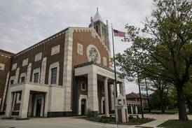 Kevin Reardon, last president of First National Bank of Joliet, dies