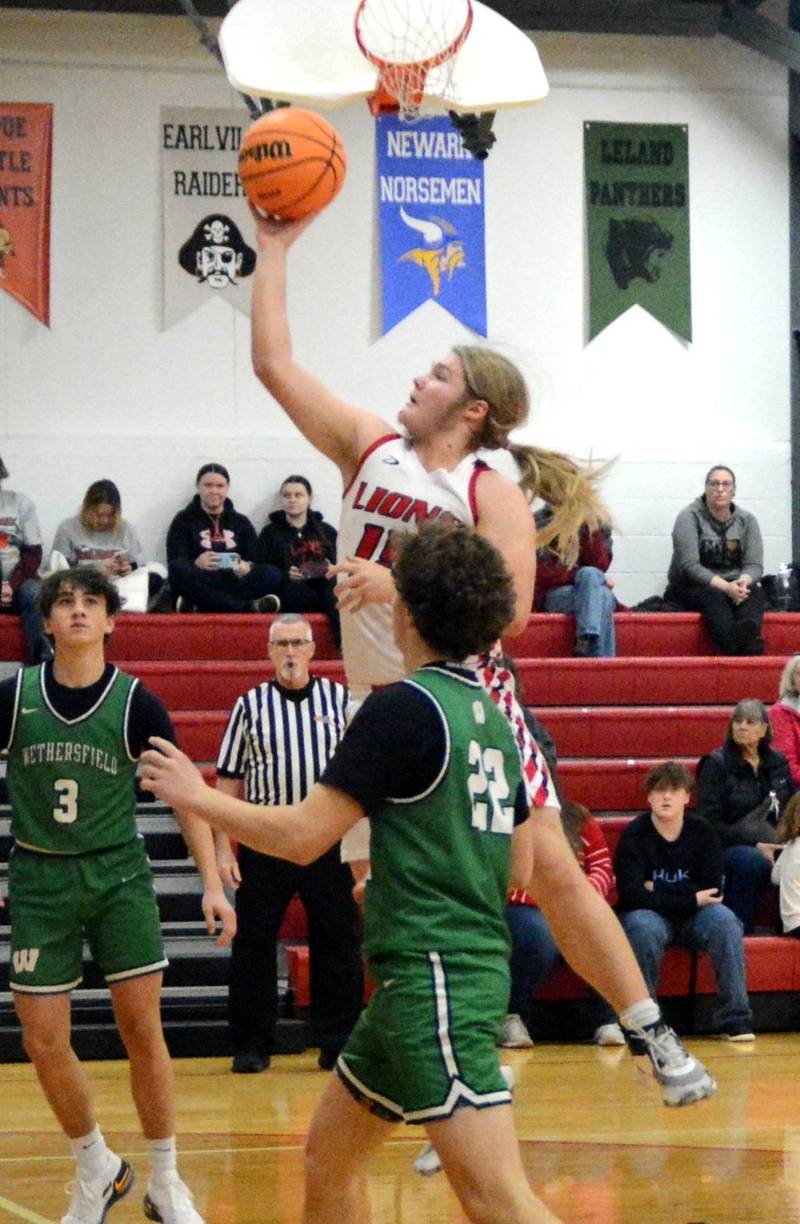 LaMoille's Wyatt File shoots for two in Tuesday's game vs. Wethersfield in the LaMoille Holiday Classic.