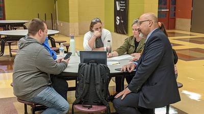 Oswego District 308 residents see need for larger classrooms