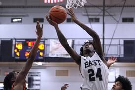 Boys Basketball: Mekhi Lowery, Oswego East pull out close one over Oswego for 11th straight crosstown win