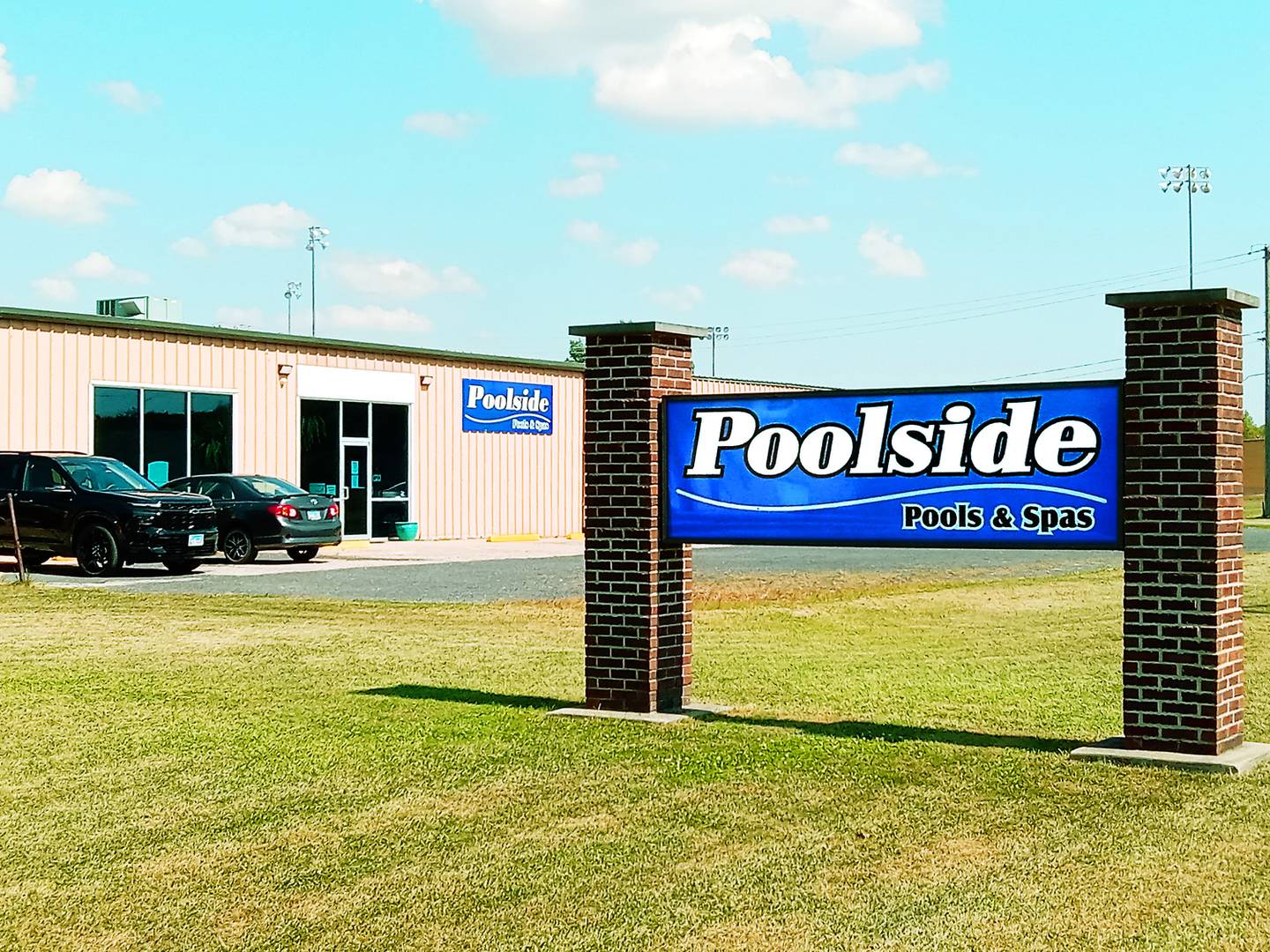 Poolside Pools and Spas is located at 1702 Westwood Drive in Sterling.