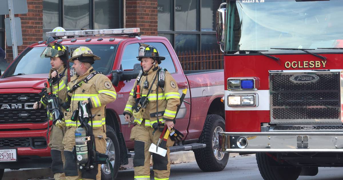 Two suffer smoke inhalation in fire at Peru restaurant