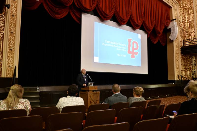 La Salle-Peru High School community members gathered to discuss implementation of a new cell phone policy during Wednesday nights forum at Matthiessen Memorial Auditorium.