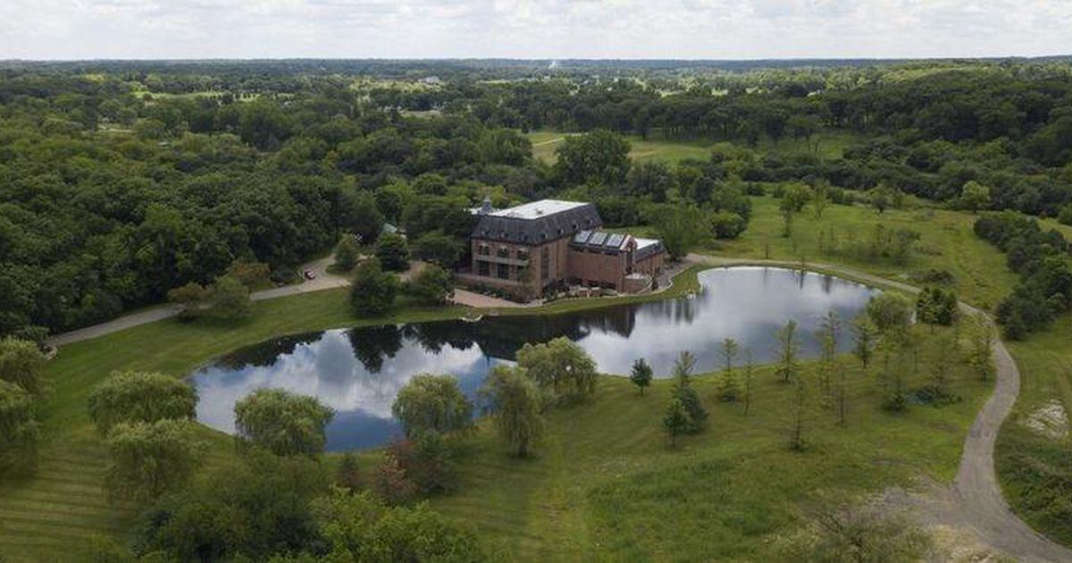 Son We will not 'destroy' tradition at Sanfilippo Barrington Hills