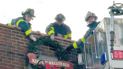 Fire chief urges residents to “Keep the Wreath Red”