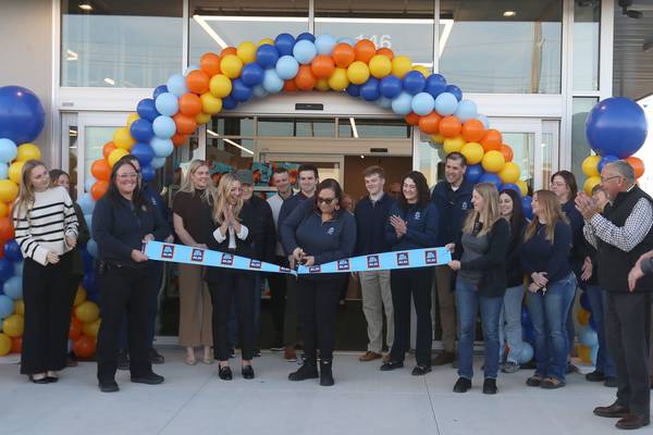 Photos: Shoppers flock to Aldi's grand opening in Princeton