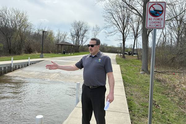 Work on McHenry’s Miller Road bridge over Fox River brings lane closure, slows boat launching