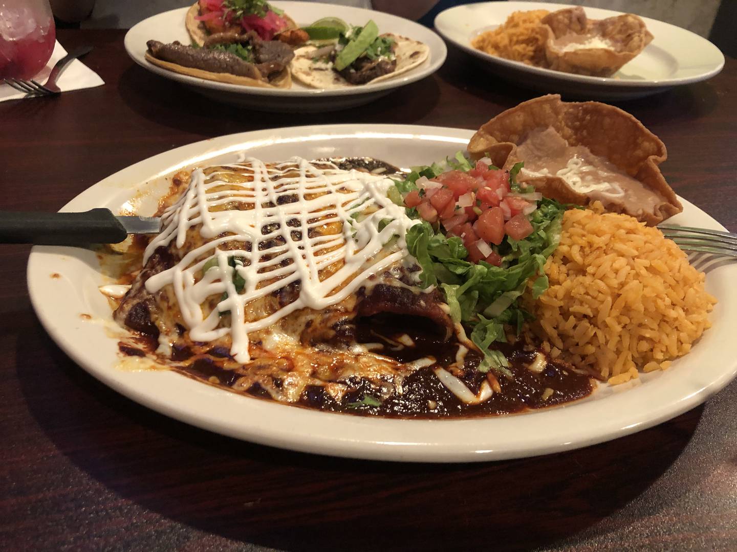 No Manches! Mexican Grill, 140 N Western Avenue (Route 31), in Carpentersville, offers fresh and authentic Mexican food. The Mystery Diner and friend at here on Aug. 11, 2022.