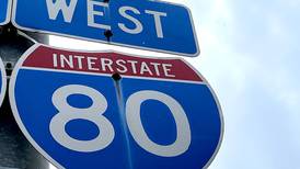 UPDATE: Multiple vehicles involved in 2 crashes along I-80 in Joliet Wednesday