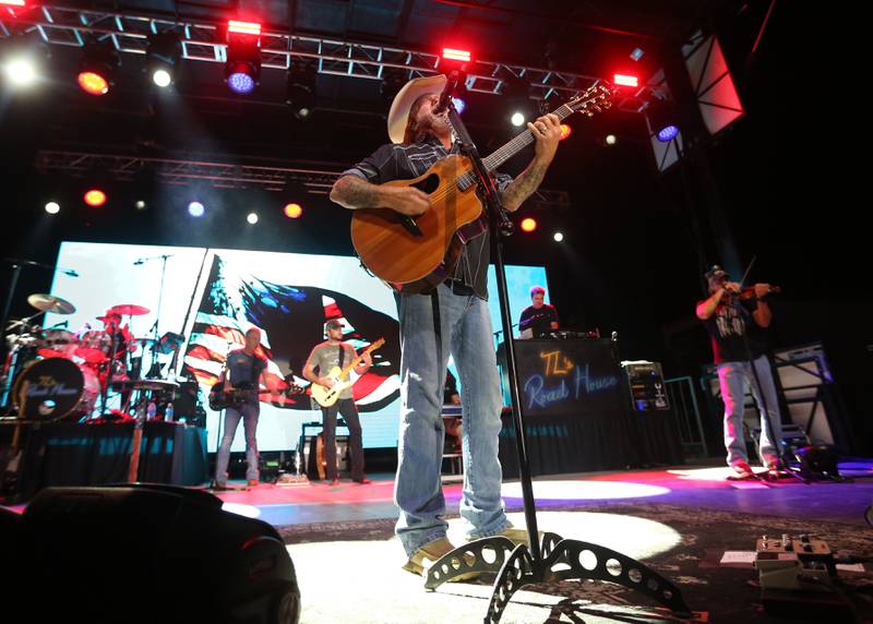 Tracy Lawrence sings during the 103rd annual Maarshall-Putnam Fair on Thursday, July 18, 2024 in Henry.