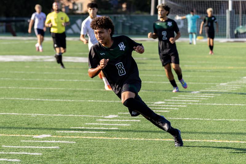 Plainfield Central’s Leo Perez runs downfield during a home game against South Elgin on Aug. 28, 2025.