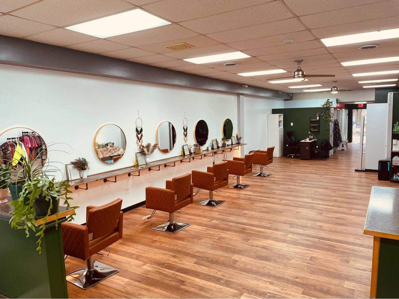 New hair, nail salon opens in Ottawa Shaw Local