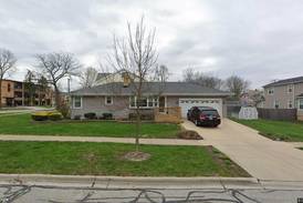 Sale closed in Downers Grove: $430,000 for a single-family home